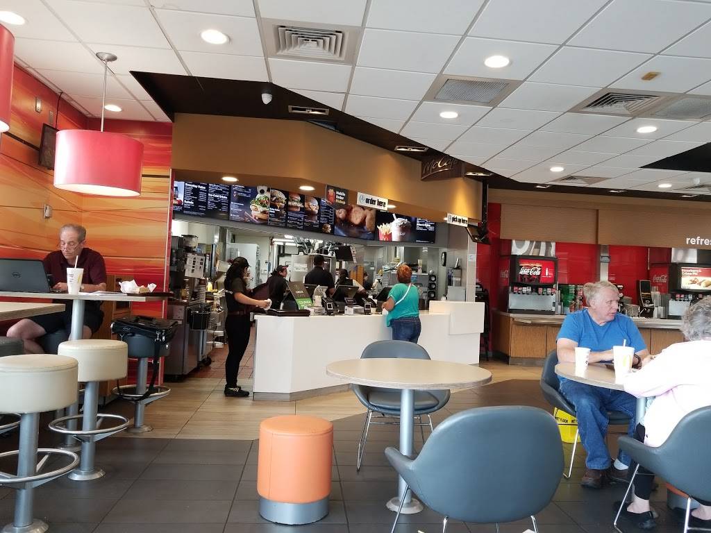 McDonalds | cafe | 7101 Leesburg Pike, Falls Church, VA 22043, USA | 7035386324 OR +1 703-538-6324