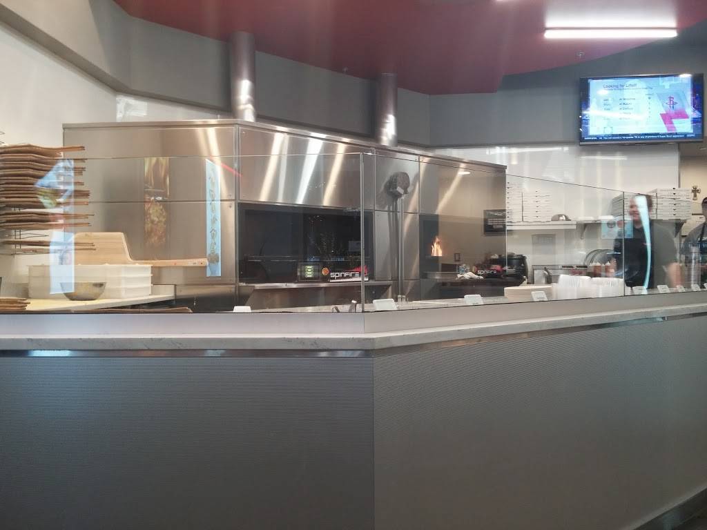 spinfirepizza | restaurant | 20552 Easthampton Plaza, Ashburn, VA 20147, USA | 7038581700 OR +1 703-858-1700