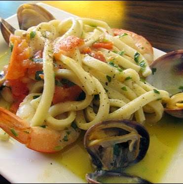 La Bona Pasta | restaurant | 13321 W Indian School Rd, Litchfield Park, AZ 85340, USA | 6239352233 OR +1 623-935-2233