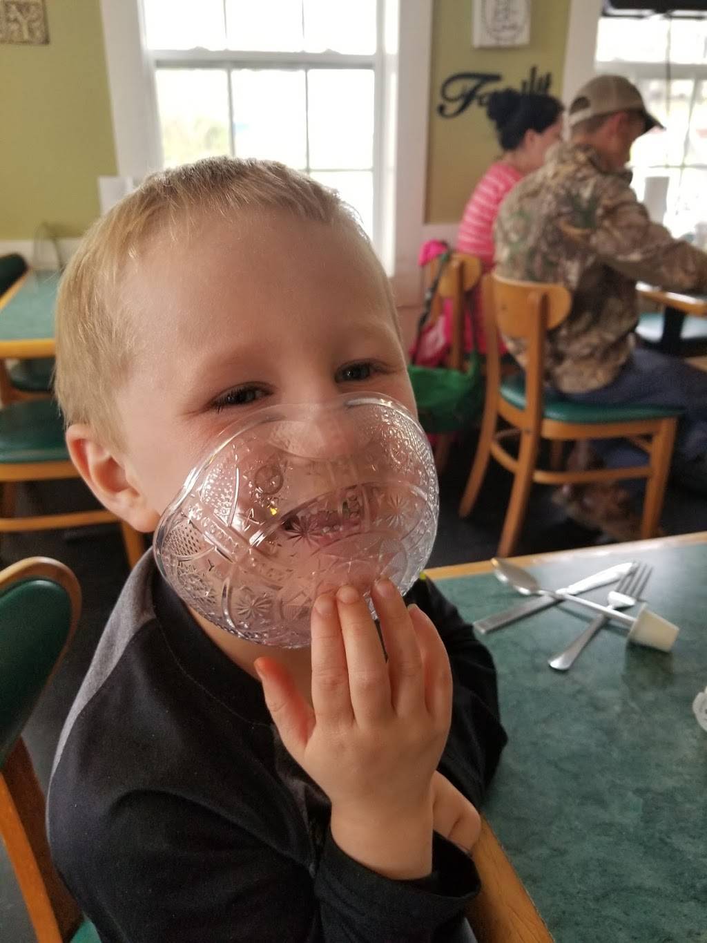 Butterbeans of Easley | restaurant | 302 E A Ave, Easley, SC 29640, USA | 8648103745 OR +1 864-810-3745