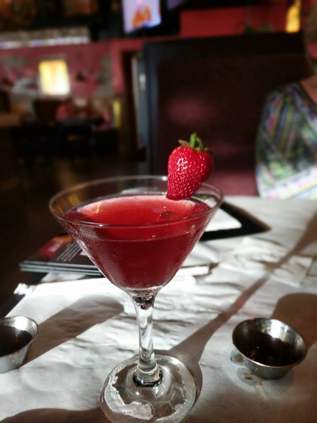 Half Shell Oyster House | restaurant | 2325 University Blvd, Tuscaloosa, AL 35401, USA | 2058607001 OR +1 205-860-7001