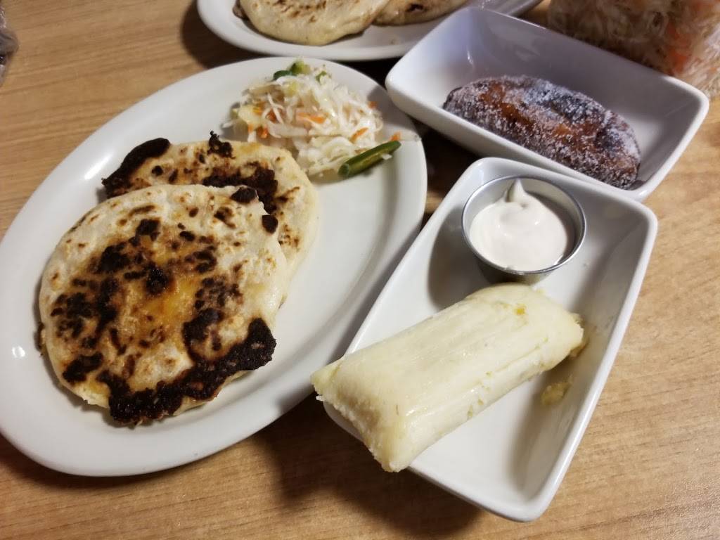 Mama Rosas Pupuseria | restaurant | 5813, 3631 Hillcroft Street, Houston, TX 77057, USA | 8324264322 OR +1 832-426-4322