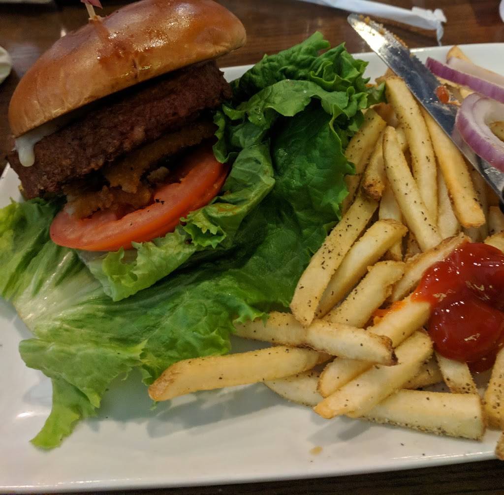 TGI Fridays | restaurant | 3502 E 86th St, Indianapolis, IN 46240, USA | 3178468243 OR +1 317-846-8243