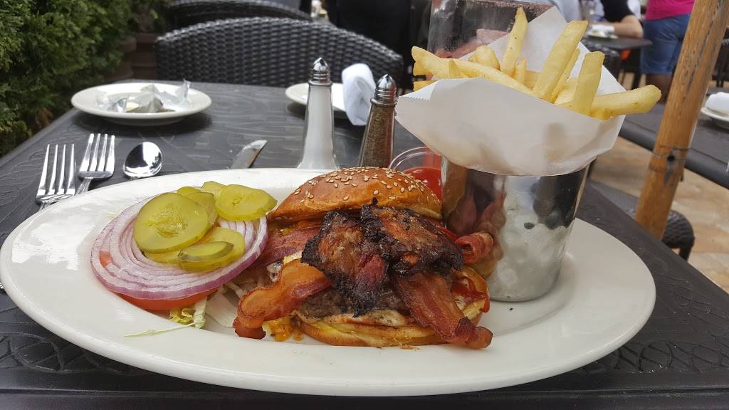 The Cheesecake Factory | restaurant | 3975 Townsfair Way, Columbus, OH 43219, USA | 6144187600 OR +1 614-418-7600