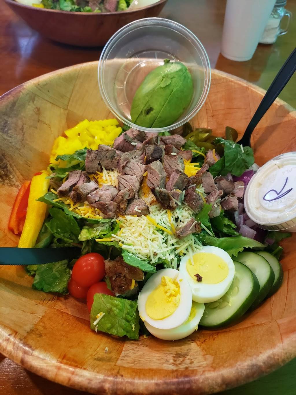 Big Ass Salads | restaurant | 4030 Lincoln Way E, Massillon, OH 44646, USA | 2344103741 OR +1 234-410-3741