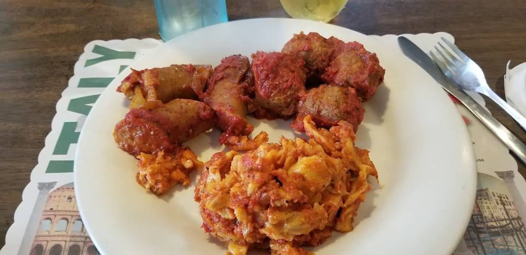 Julianos Restaurant & Catering | restaurant | 5476 Steubenville Pike, McKees Rocks, PA 15136, United States | 4127872959 OR +1 412-787-2959