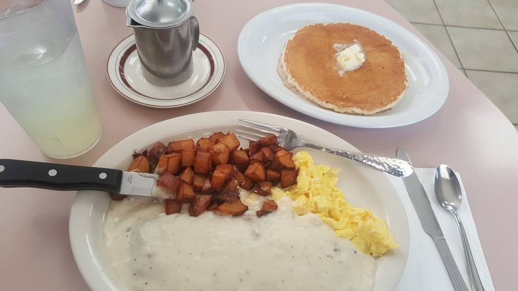 Carlas Cafe | restaurant | 9809 S Union Ave, Bakersfield, CA 93307, USA | 6613978404 OR +1 661-397-8404