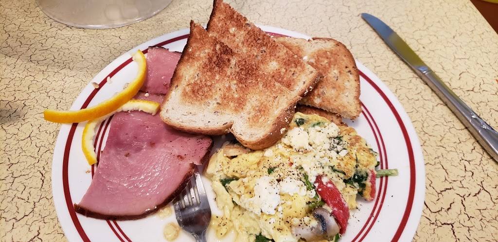 Mama Ds Cafe Mercantile | restaurant | 50 Union St, Boothbay Harbor, ME 04538, USA | 2076333464 OR +1 207-633-3464