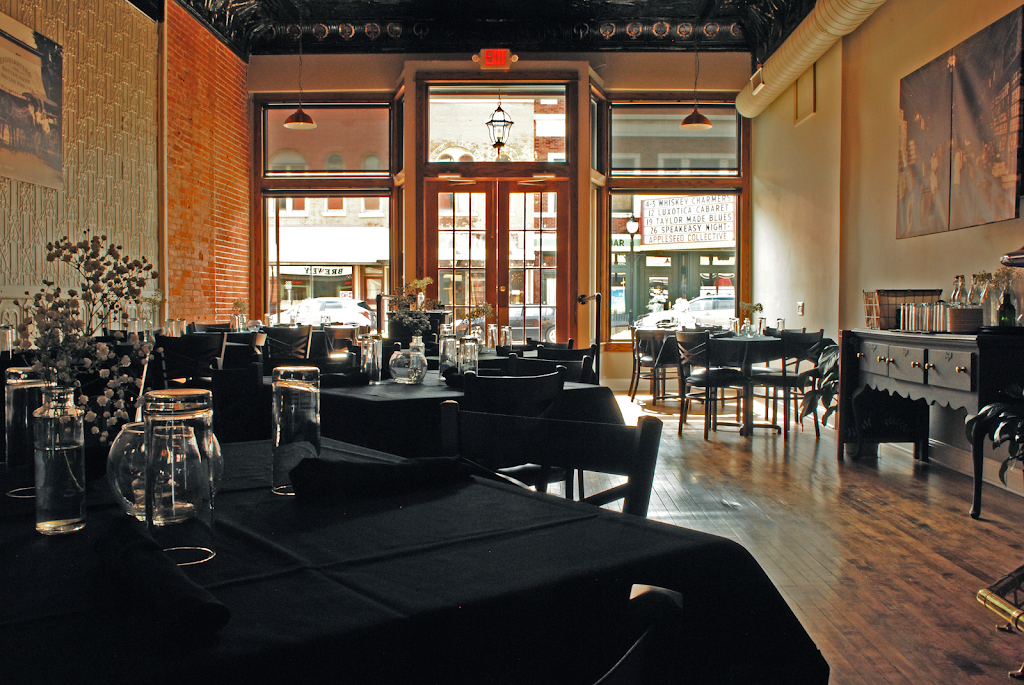 Venue 45 | restaurant | 45 N Main St, Three Rivers, MI 49093, USA | 2698583469 OR +1 269-858-3469