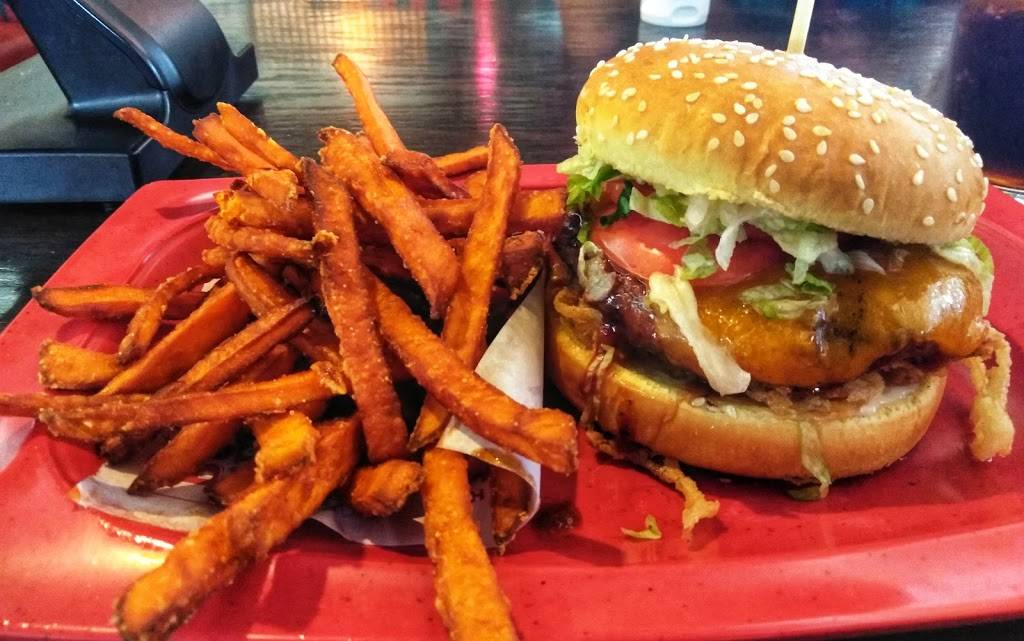 Red Robin Gourmet Burgers and Brews | restaurant | 247 Forum Dr, Columbia, SC 29229, USA | 8034629909 OR +1 803-462-9909