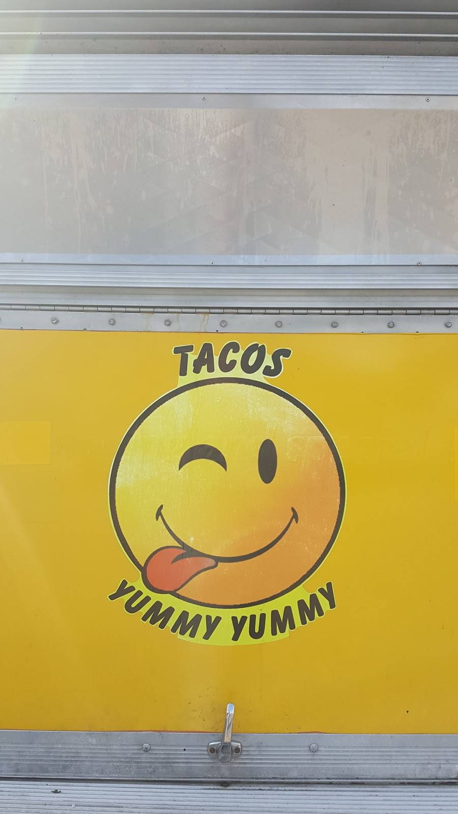 Tacos Yummy Yummy | restaurant | Houston, TX 77004, USA | 7134098759 OR +1 713-409-8759