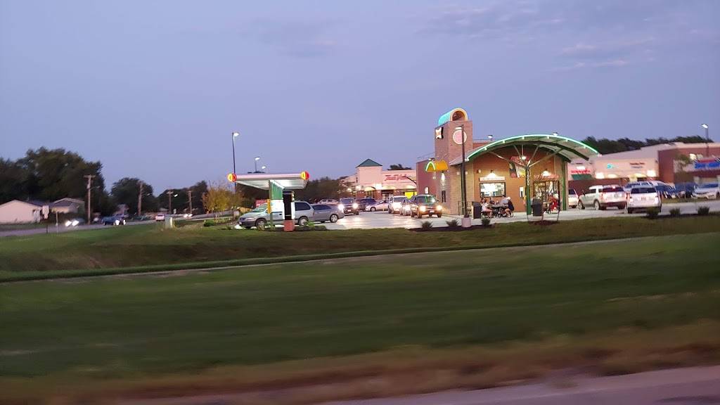 Sonic Drive-In | restaurant | 1500 S Coddington Ave, Lincoln, NE 68522, USA | 4022610164 OR +1 402-261-0164