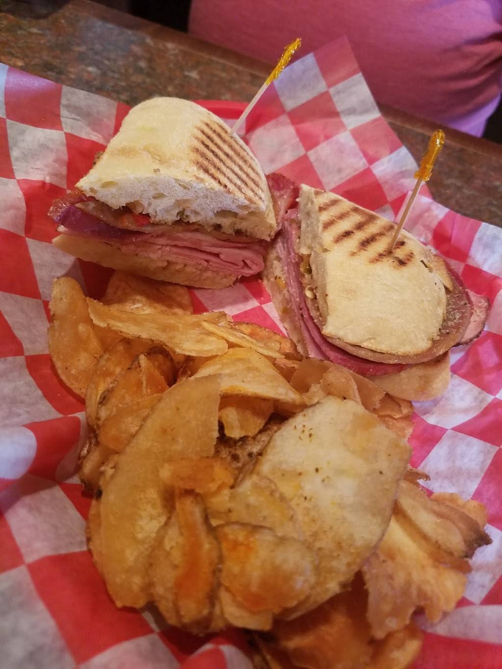 Caseys Bar and Restaurant | restaurant | 1742 E Joppa Rd, Parkville, MD 21234, USA | 4106681616 OR +1 410-668-1616