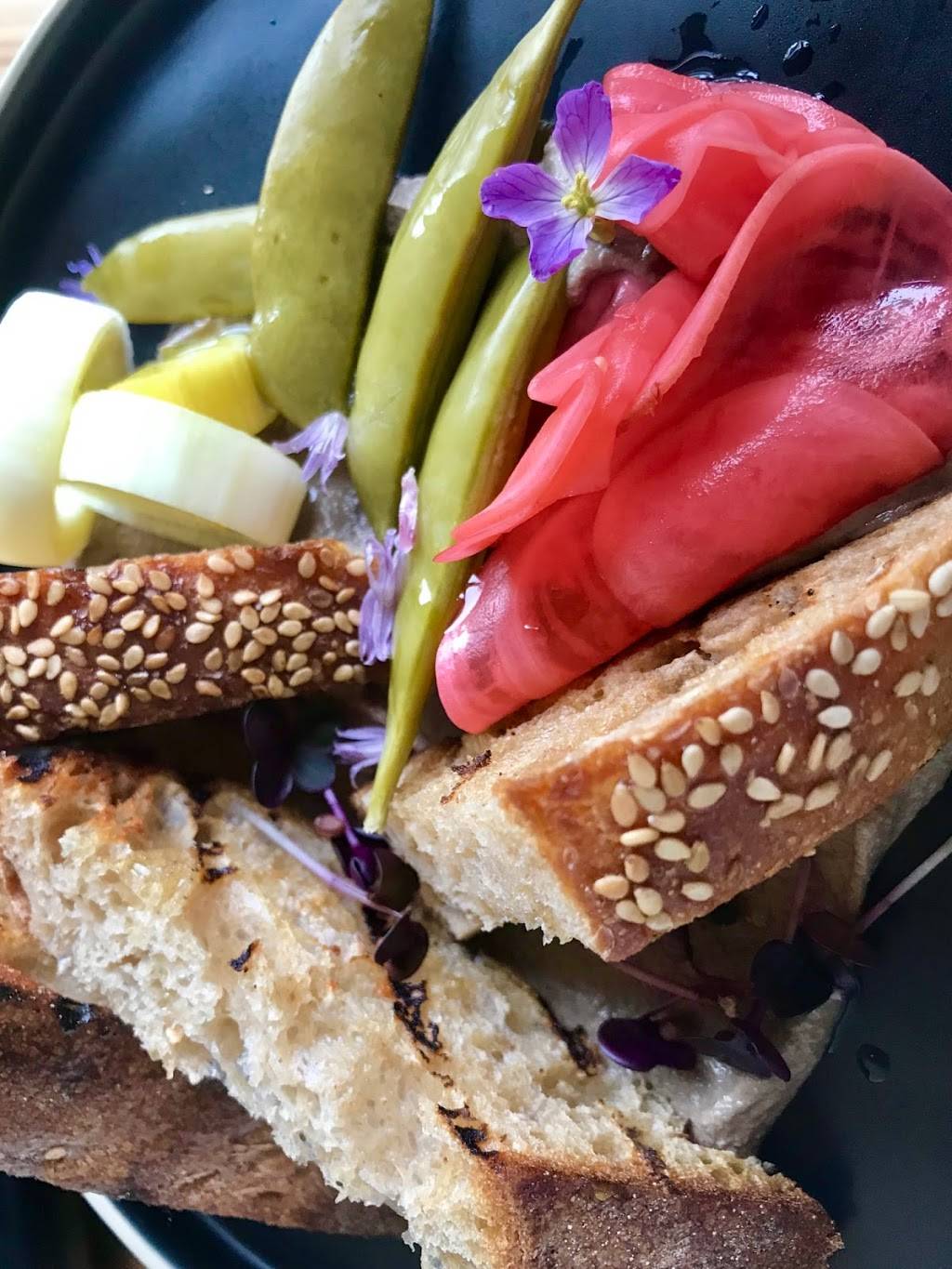 Top Hatters Kitchen and Bar | restaurant | 855 MacArthur Blvd, San Leandro, CA 94577, USA | 5107779777 OR +1 510-777-9777