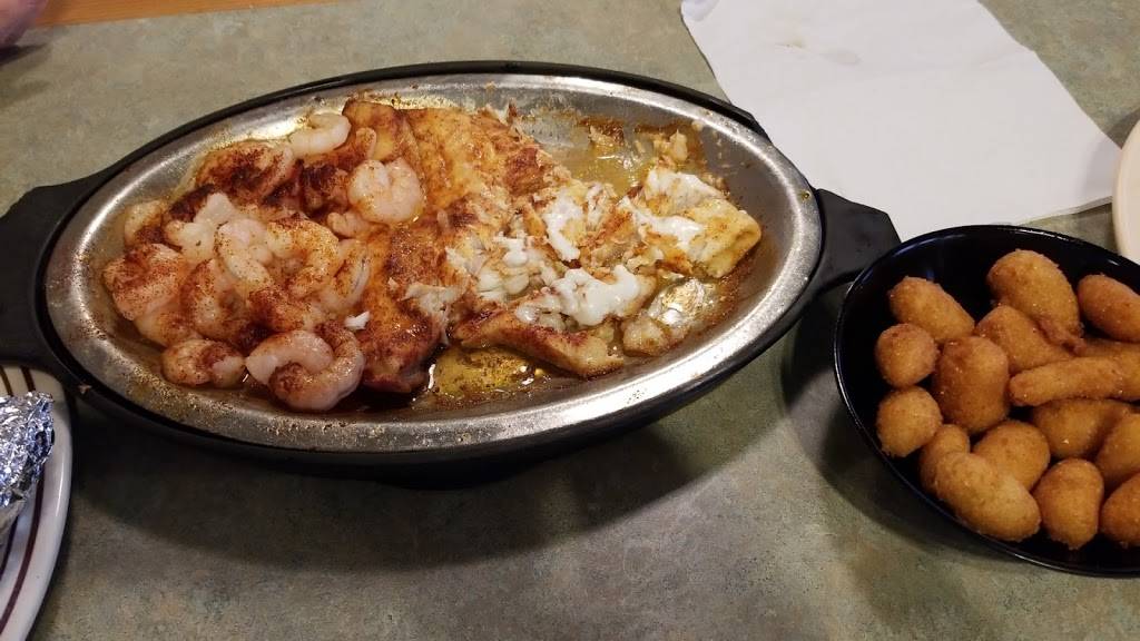 The Captains Cap | restaurant | 670 Park St, Belmont, NC 28012, USA | 7048254103 OR +1 704-825-4103