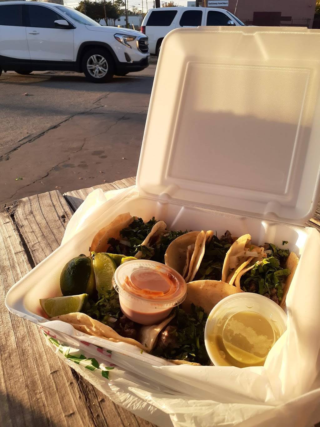 Mami Coco | restaurant | 4519-4501 Bryan St, Dallas, TX 75204, USA | 4699962834 OR +1 469-996-2834