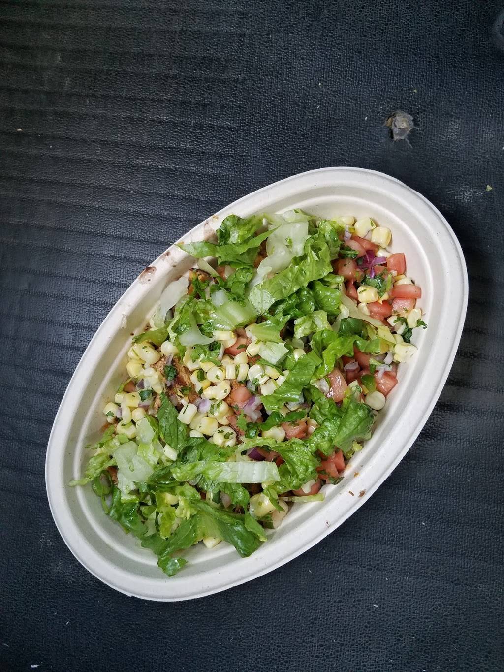 Chipotle Mexican Grill | restaurant | 2375 S 9th St Ste C, Salina, KS 67401, USA | 7854938093 OR +1 785-493-8093