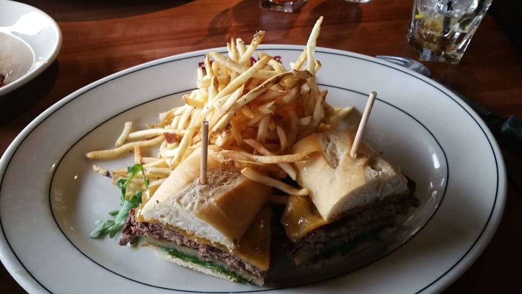 J. Alexanders Redlands Grill | restaurant | 102 Oxmoor Ct, Louisville, KY 40222, USA | 5023392206 OR +1 502-339-2206