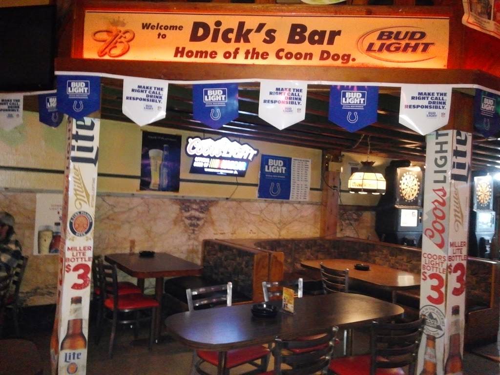 Dicks Bar | restaurant | 912 Lincolnway, La Porte, IN 46350, USA | 2193269702 OR +1 219-326-9702