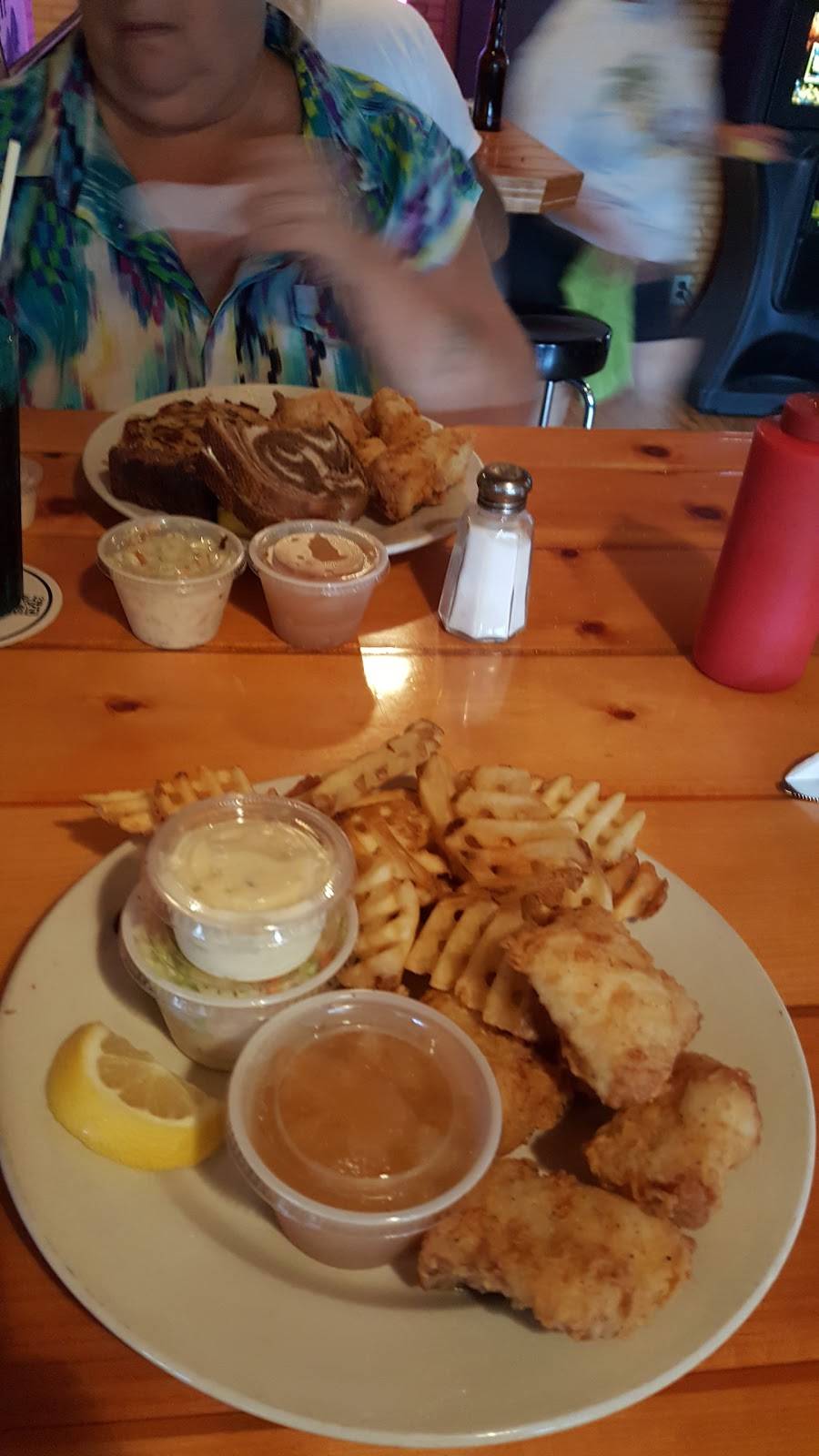 Jacksons Hole Bar & Grill | restaurant | 1798 Genesee St, Lake Geneva, WI 53147, USA | 2622481995 OR +1 262-248-1995