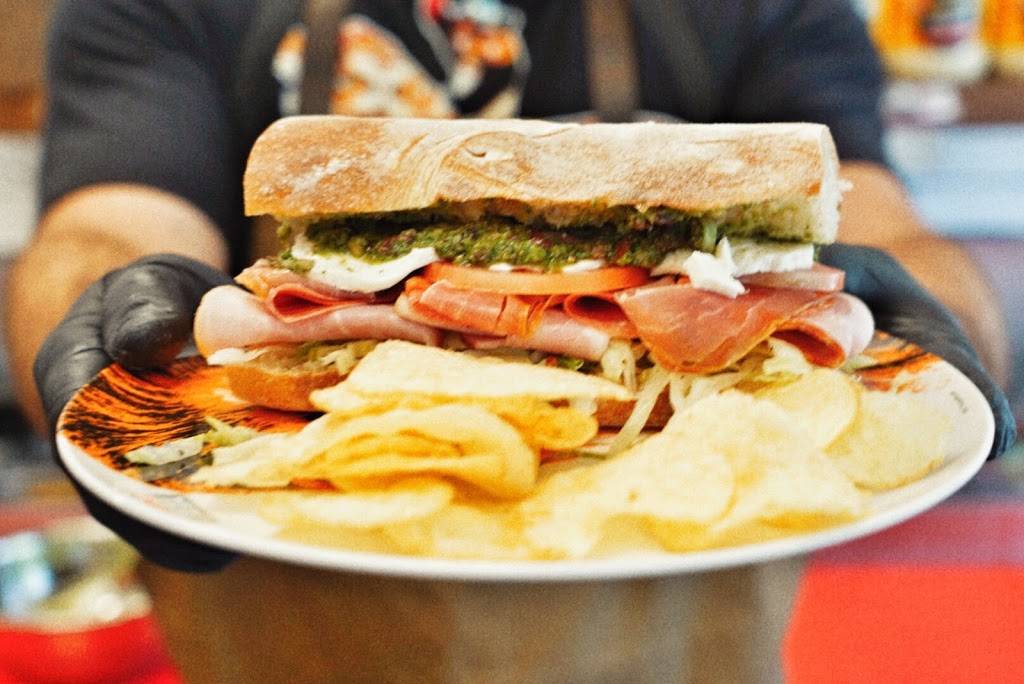 Gates Deli & Grog | restaurant | 1875 S Pearl St, Denver, CO 80210, USA | 3039934002 OR +1 303-993-4002