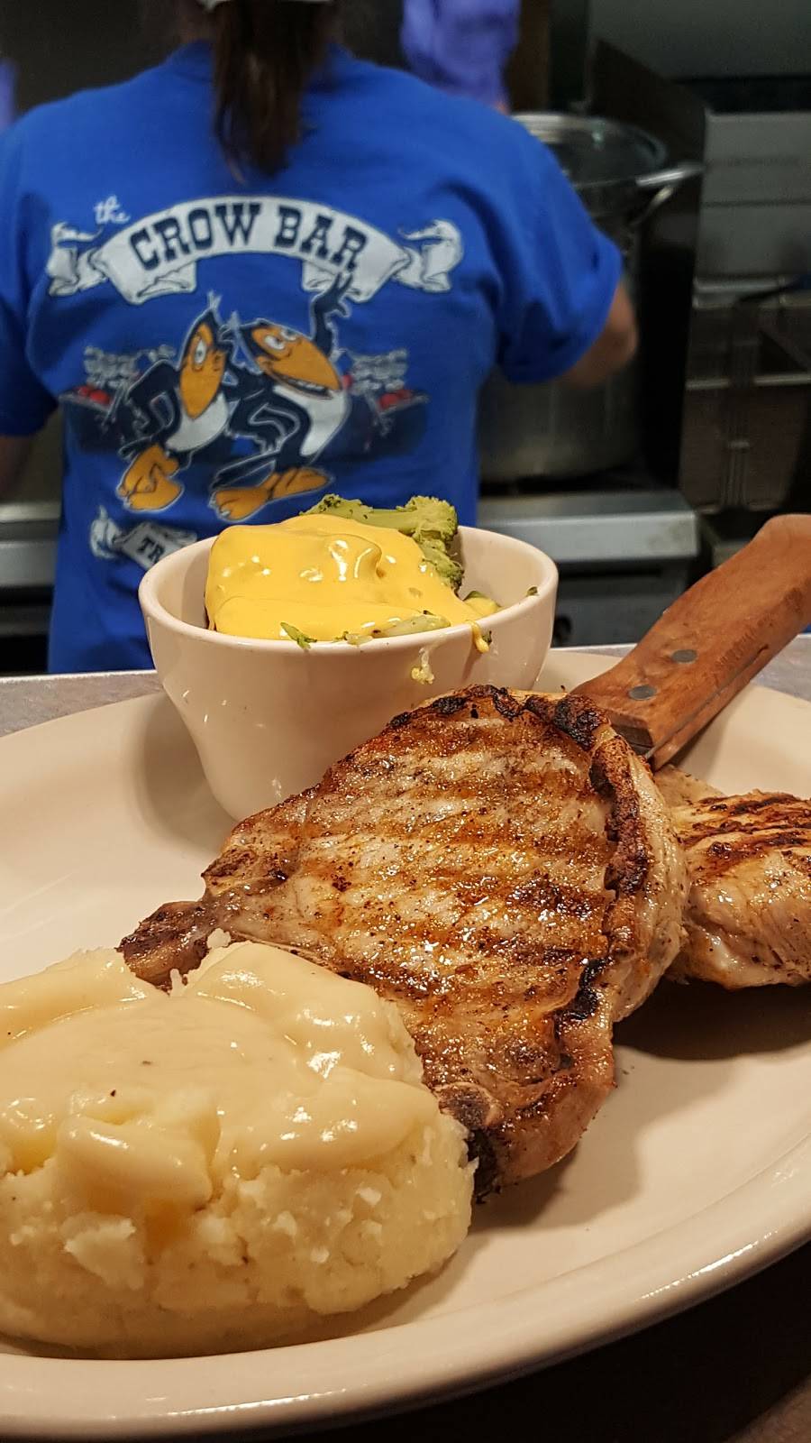 Crowbar Restaurant & Lounge | restaurant | 209 IN-135, Trafalgar, IN 46181, USA | 3178784030 OR +1 317-878-4030