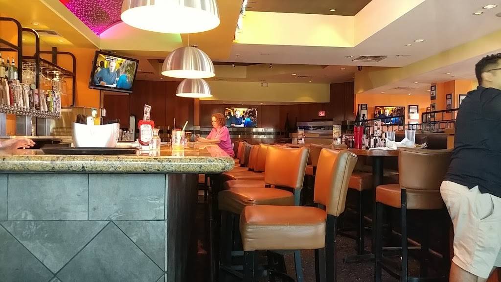 Jakes Burgers and Beer | restaurant | 6600 North Fwy #100, Fort Worth, TX 76137, USA | 8177375253 OR +1 817-737-5253