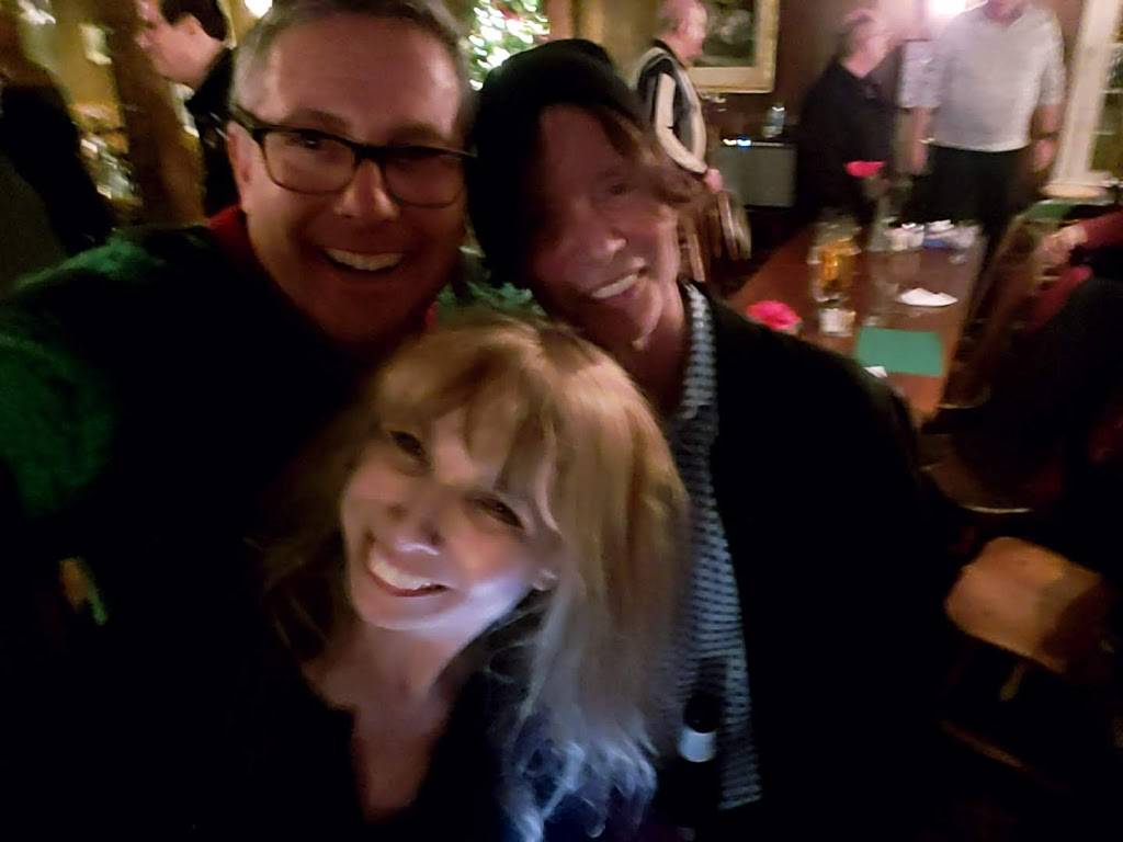 Mistress Suzannes Dining Room | restaurant | 792 Mentor Ave, Painesville, OH 44077, USA | 4403548200 OR +1 440-354-8200