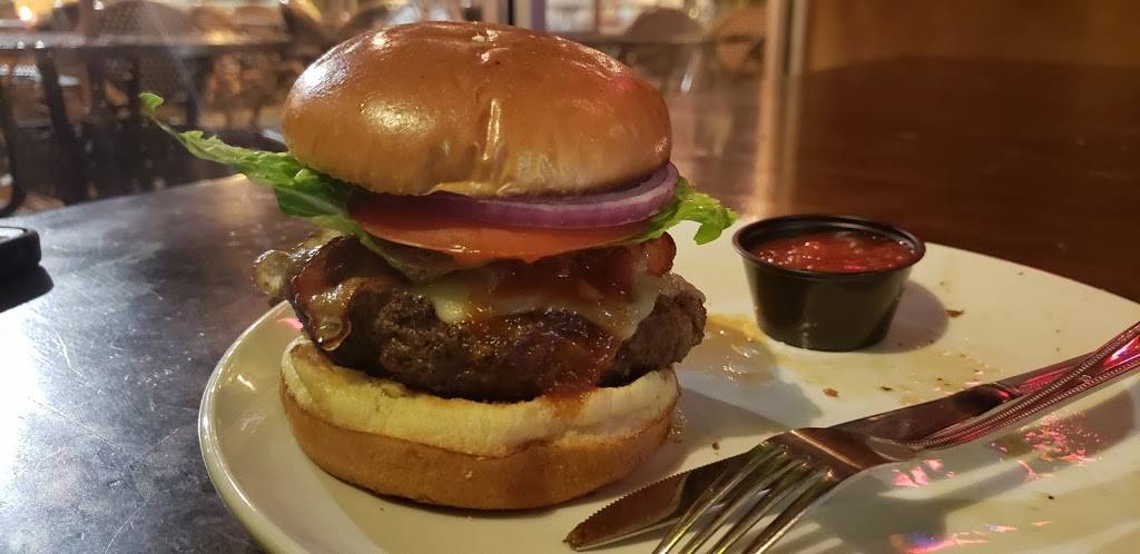 The Whelan | restaurant | 1133 Huff Rd NW, Atlanta, GA 30318, USA | 4042285164 OR +1 404-228-5164