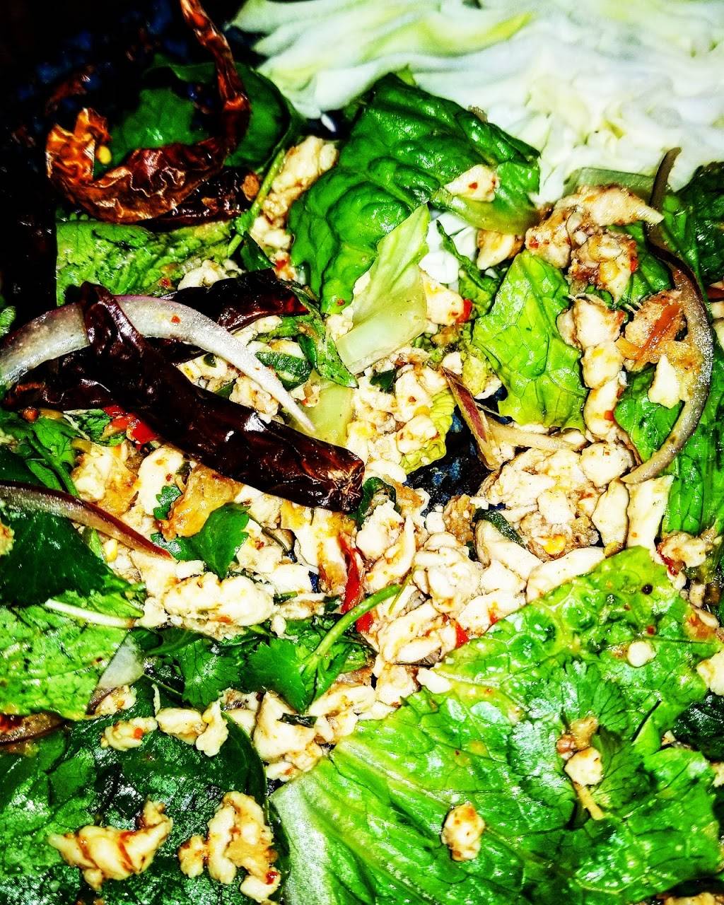 Lemongrass Thai Noodle | restaurant | 208 Petaluma Blvd N, Petaluma, CA 94952, USA | 7077625966 OR +1 707-762-5966