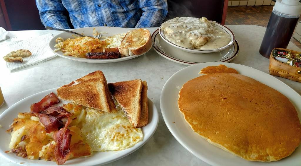 Nancys Diner | restaurant | 426 Main St, Grafton, OH 44044, USA | 4409262462 OR +1 440-926-2462