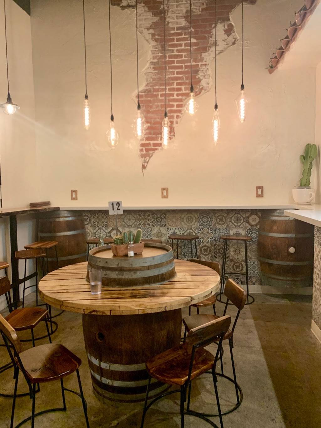 Phatties Mexican Restaurant | restaurant | 242 W Mission Ave Ste D, Escondido, CA 92025, USA | 4422867242 OR +1 442-286-7242