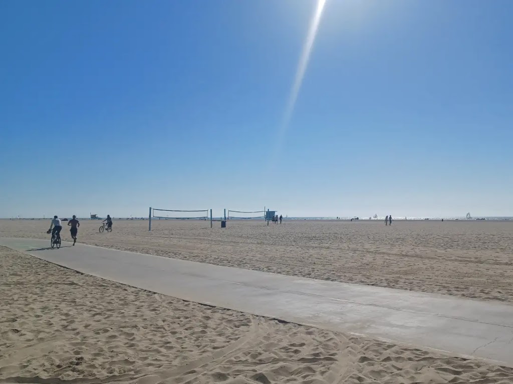 Surf N Turf Tacos Venice Beach | restaurant | 517 Ocean Front Walk #12, Venice, CA 90291, USA | 3103928226 OR +1 310-392-8226