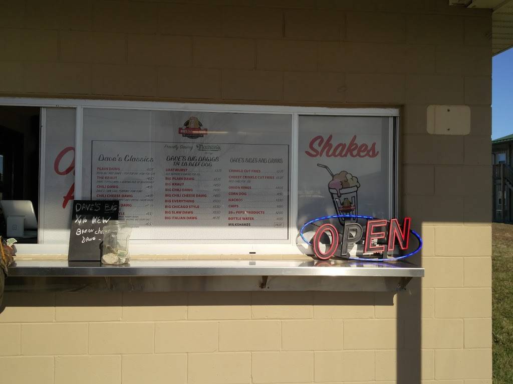 Daves Delicious Dawgs | restaurant | Unnamed Road, Franklin, IN 46131, USA | 2703618443 OR +1 270-361-8443