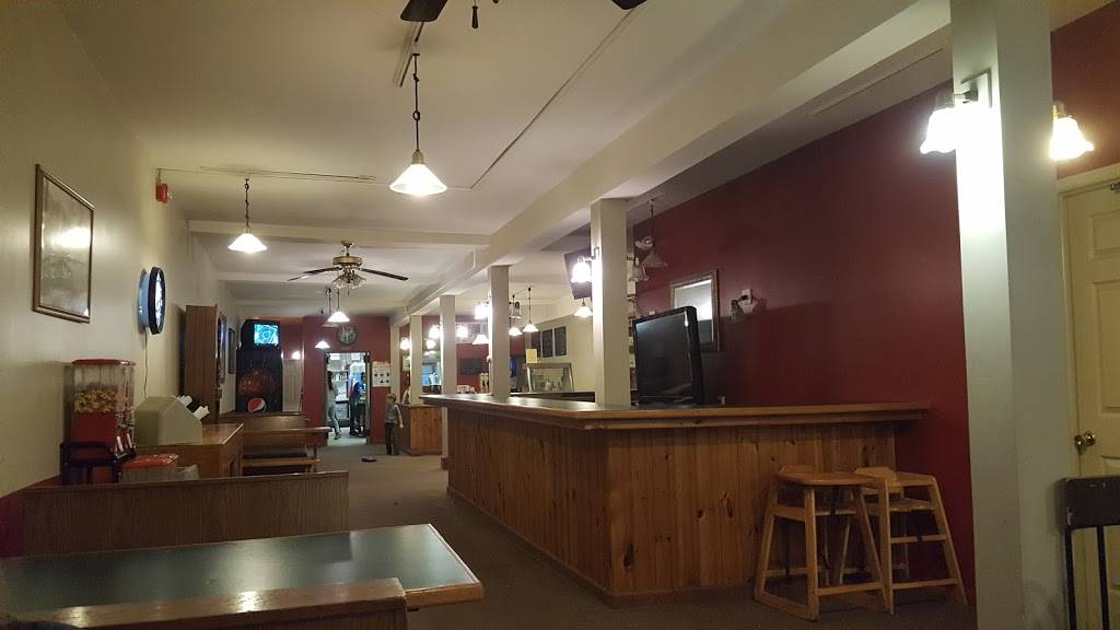 Josies Pizzeria II | restaurant | 2808, 13 Market St, Potsdam, NY 13676, USA | 3152659484 OR +1 315-265-9484