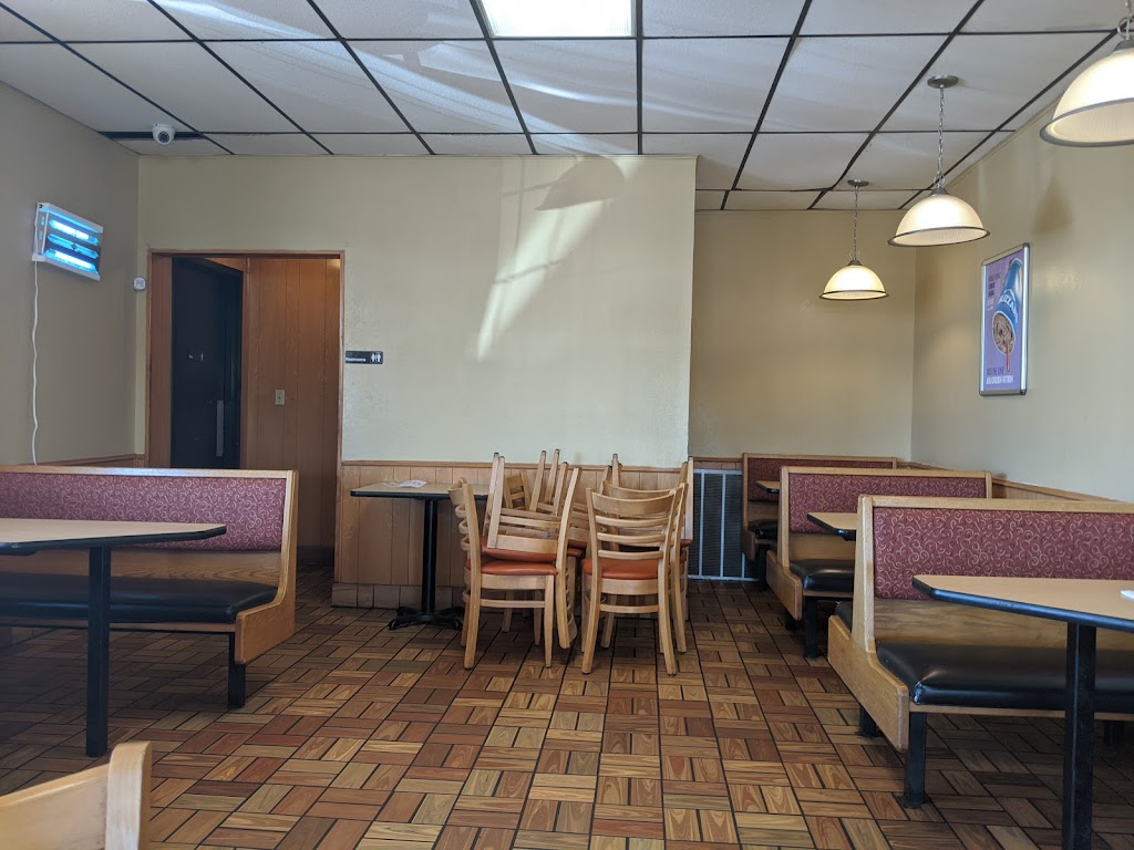 Dairy Queen | restaurant | 900 Ave F NW, Childress, TX 79201, USA | 9409373677 OR +1 940-937-3677