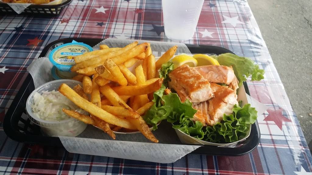 McLaughlin Seafood Inc | restaurant | 728 Main St, Bangor, ME 04401, USA | 2079427811 OR +1 207-942-7811