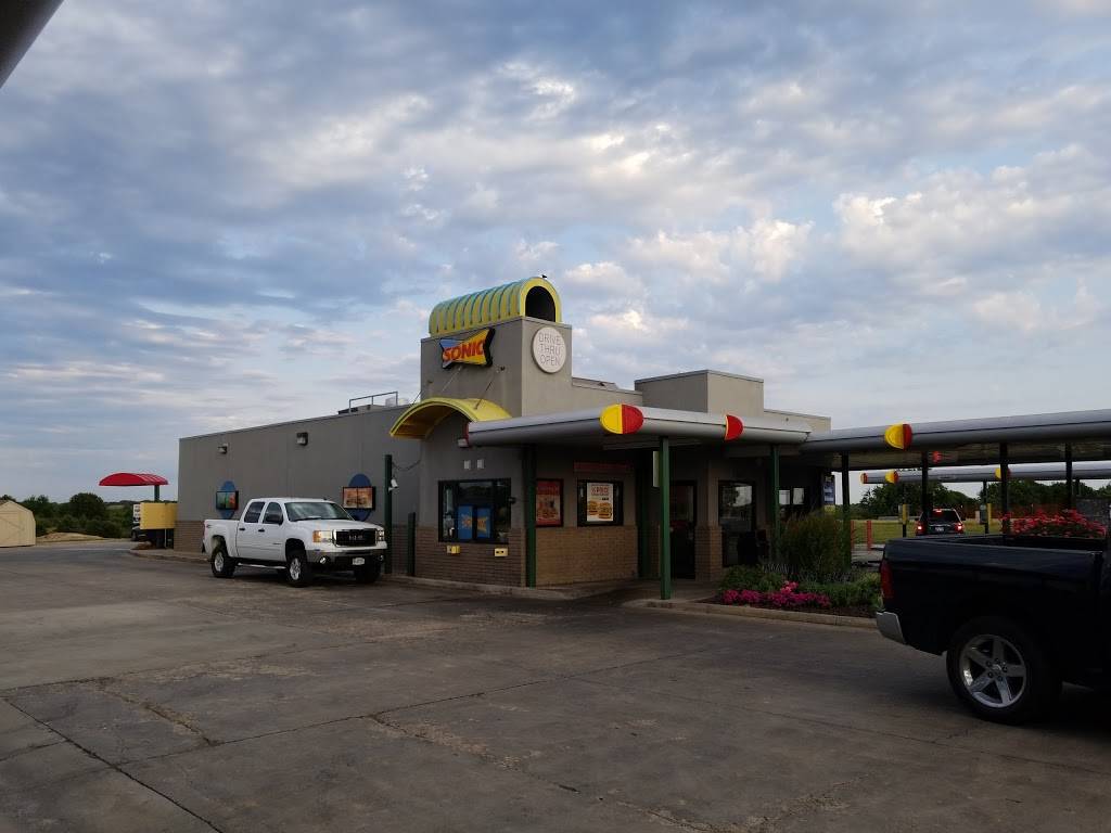 Sonic Drive-In | restaurant | 7500 S Choctaw Rd, Choctaw, OK 73020, USA | 4053863694 OR +1 405-386-3694