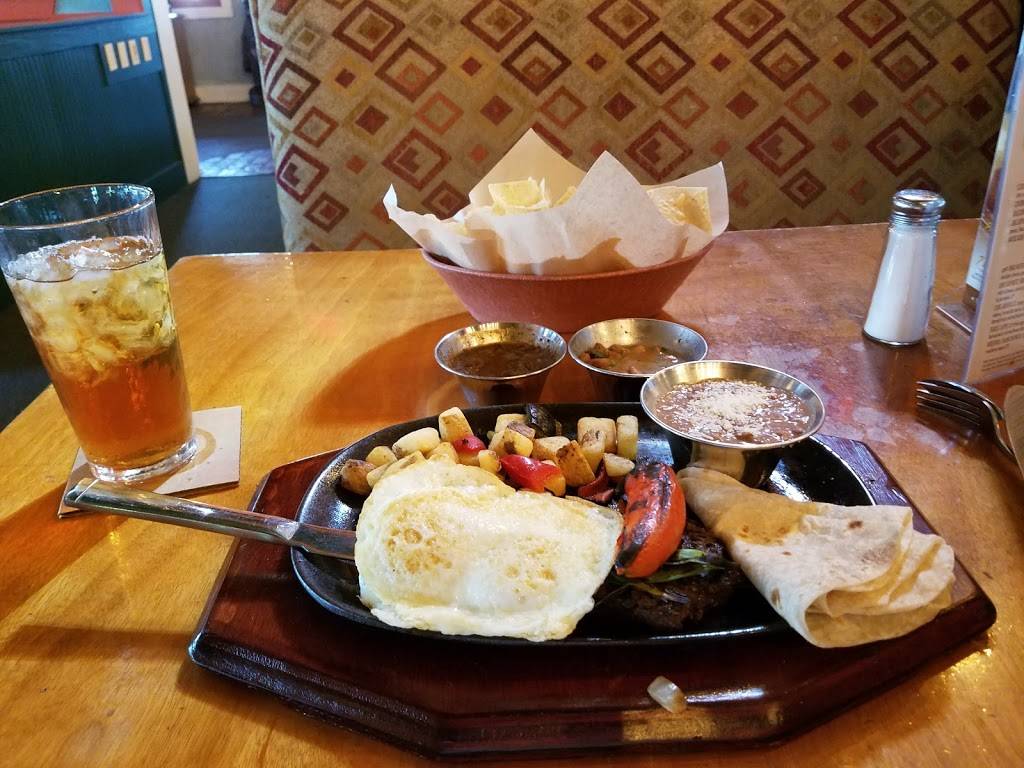 Lupe Tortilla | restaurant | 15801 Southwest Fwy, Sugar Land, TX 77478, USA | 2812657500 OR +1 281-265-7500