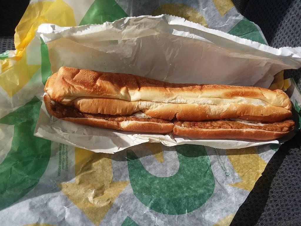 Subway | restaurant | 714 S Whitney Way, Madison, WI 53711, USA | 6084421488 OR +1 608-442-1488