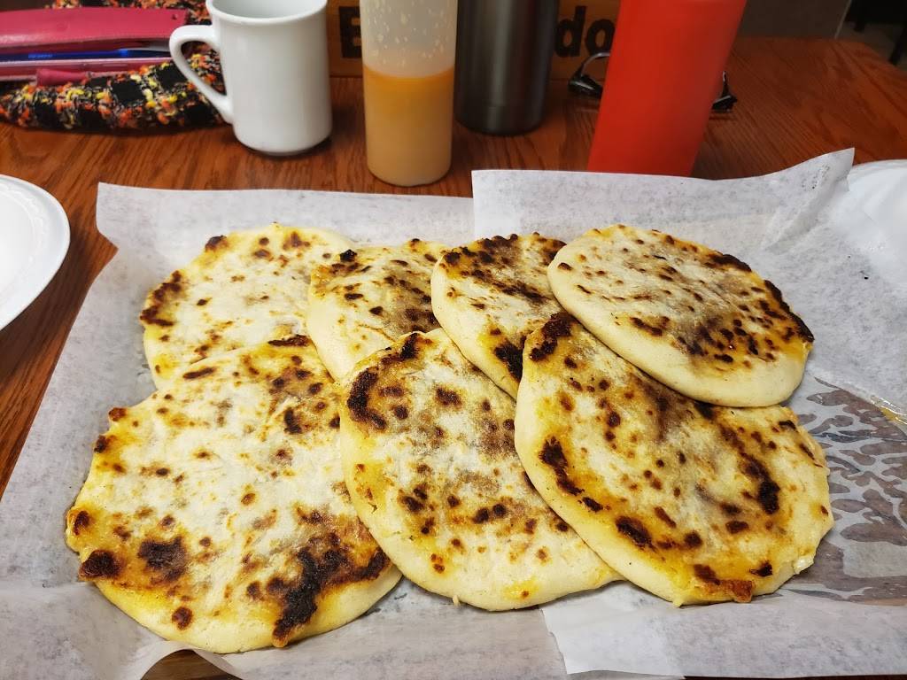 La Pupusa Loka | restaurant | 889 Wilson Ave, North York, ON M3K 1E6, Canada | 4163985652 OR +1 416-398-5652