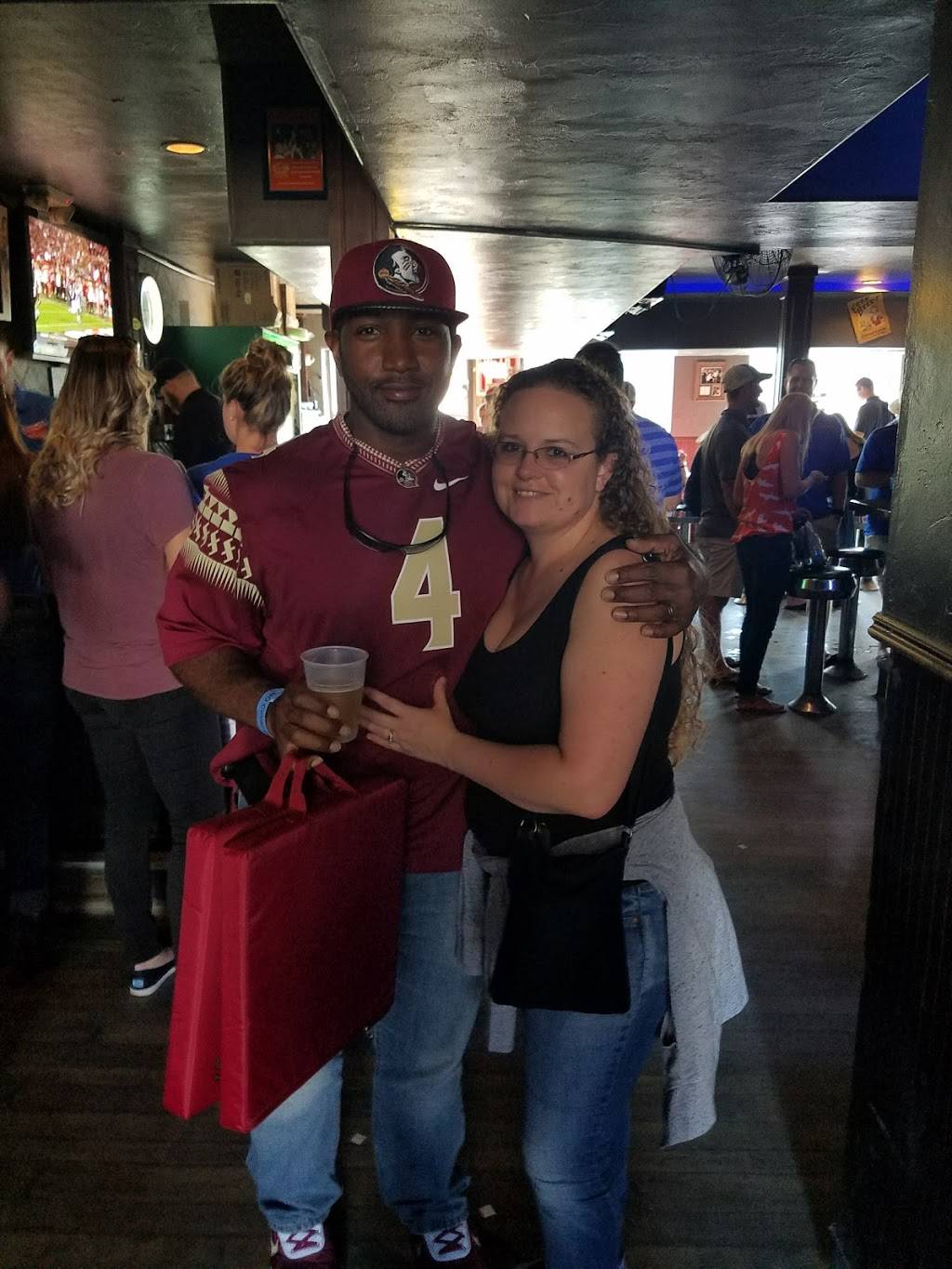 Grog House Bar & Grill | restaurant | 1718 W University Ave, Gainesville, FL 32603, USA | 3523787033 OR +1 352-378-7033