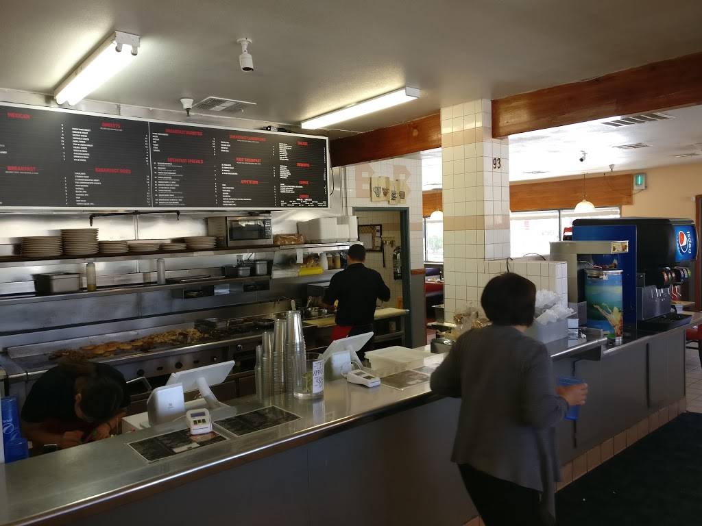 Down Town Burgers | restaurant | 9599 Sheep Creek Rd, Phelan, CA 92371, USA | 7608688871 OR +1 760-868-8871