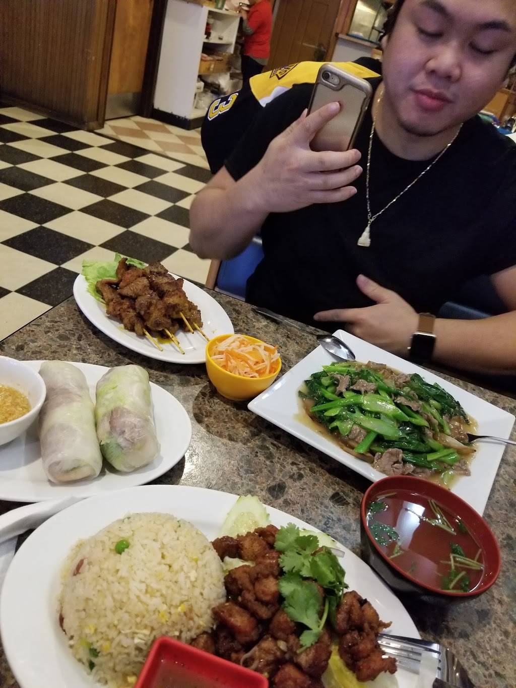 Red Rose Restaurant | restaurant | 716 Middlesex St, Lowell, MA 01851, USA | 9784525400 OR +1 978-452-5400