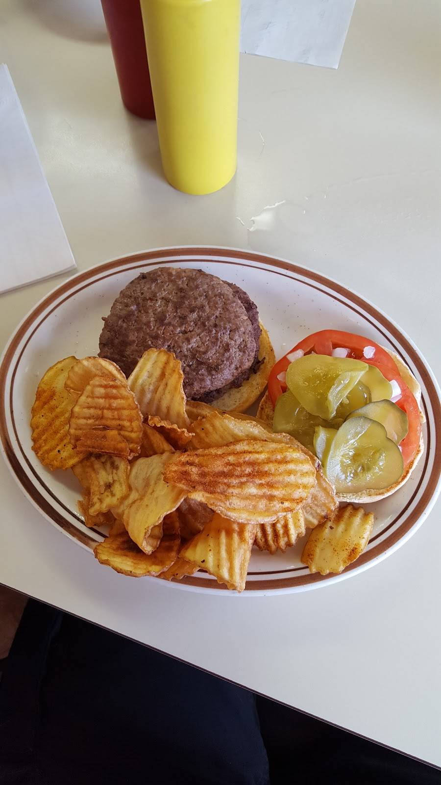 Johnstown Family Restaurant | restaurant | 65 W Coshocton St, Johnstown, OH 43031, USA | 7408178067 OR +1 740-817-8067