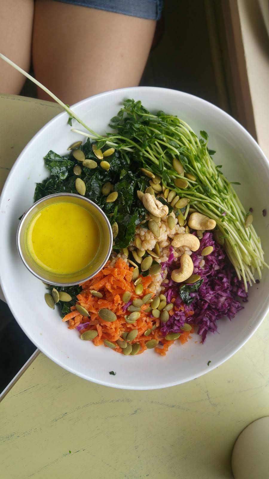 Nourish Wellness Cafe and Juice Bar | cafe | 10 Bridge St, Northampton, MA 01060, USA | 4137273260 OR +1 413-727-3260