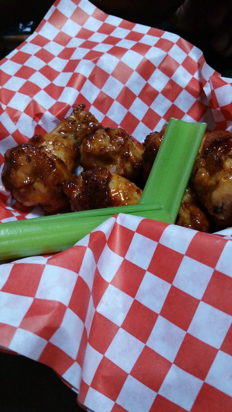 Round Table Pizza | meal delivery | 5250 Faculty Ave, Lakewood, CA 90712, USA | 5624081914 OR +1 562-408-1914