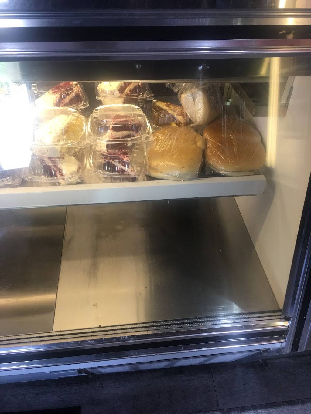 St Best Jerk Spot | restaurant | 11231 Springfield Blvd, Cambria Heights, NY 11411, USA | 7184651164 OR +1 718-465-1164