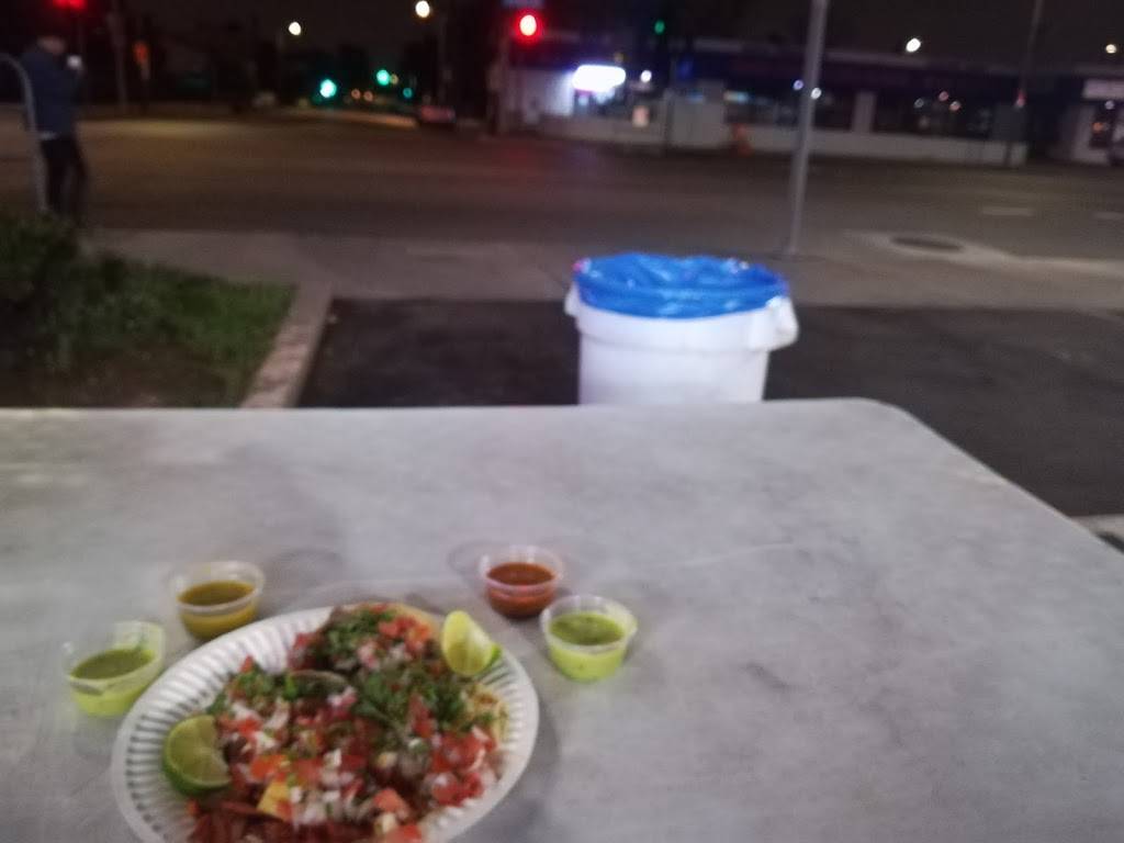 Tacos Tamix Taco Truck | restaurant | 1998-1982 S Hoover St, Los Angeles, CA 90007, USA | 3237435206 OR +1 323-743-5206