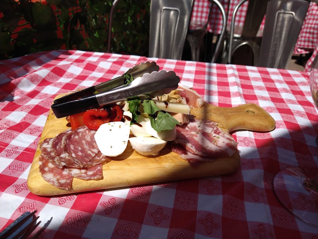 Massiminos | restaurant | 207 Endicott St, Boston, MA 02113, USA | 6175235959 OR +1 617-523-5959